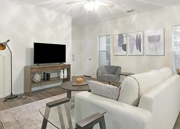 Landing - Modern With Amazing Amenities * Winston-Salem